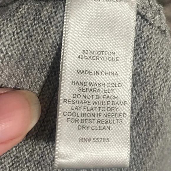 Express gray cardigan sweater size Medium - Picture 4 of 4